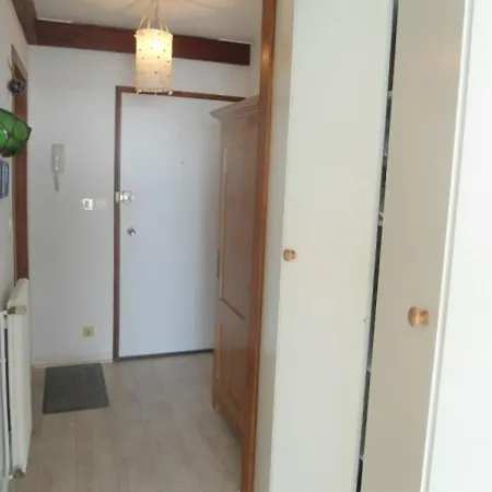 Agreable En Centre Ville, 6eme Etage - Fr-1-331-45 아파트